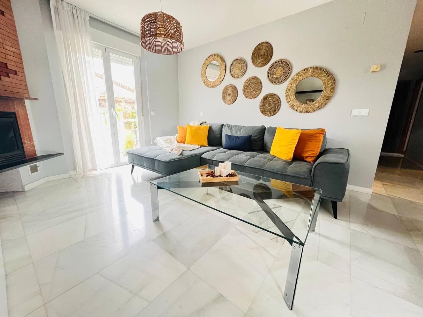 Estupenda Villa En Las Afueras Кольменар-де-Ореха Экстерьер фото
